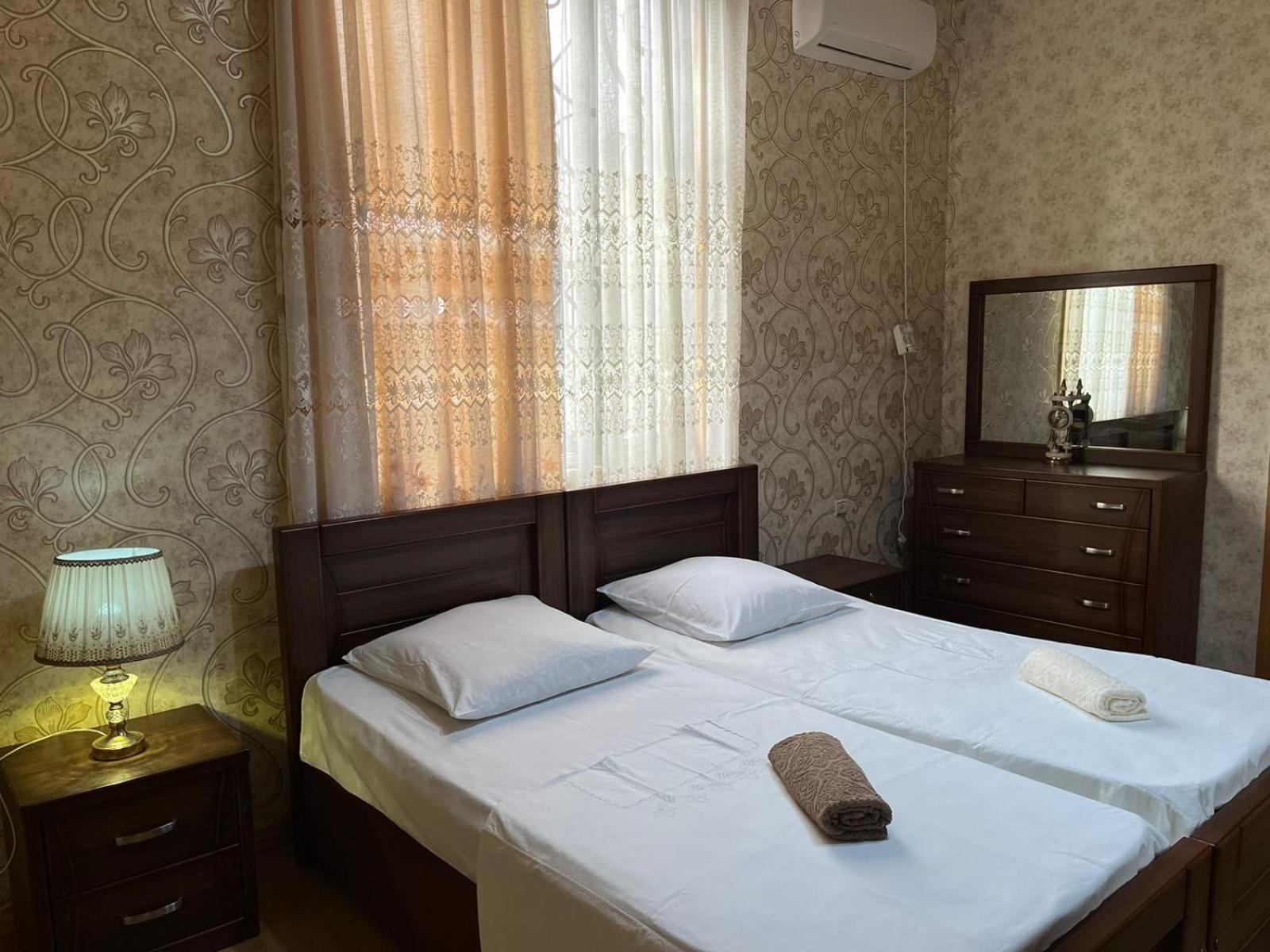 Guest House Levan II Dadiani Zugdidi Ngoại thất bức ảnh